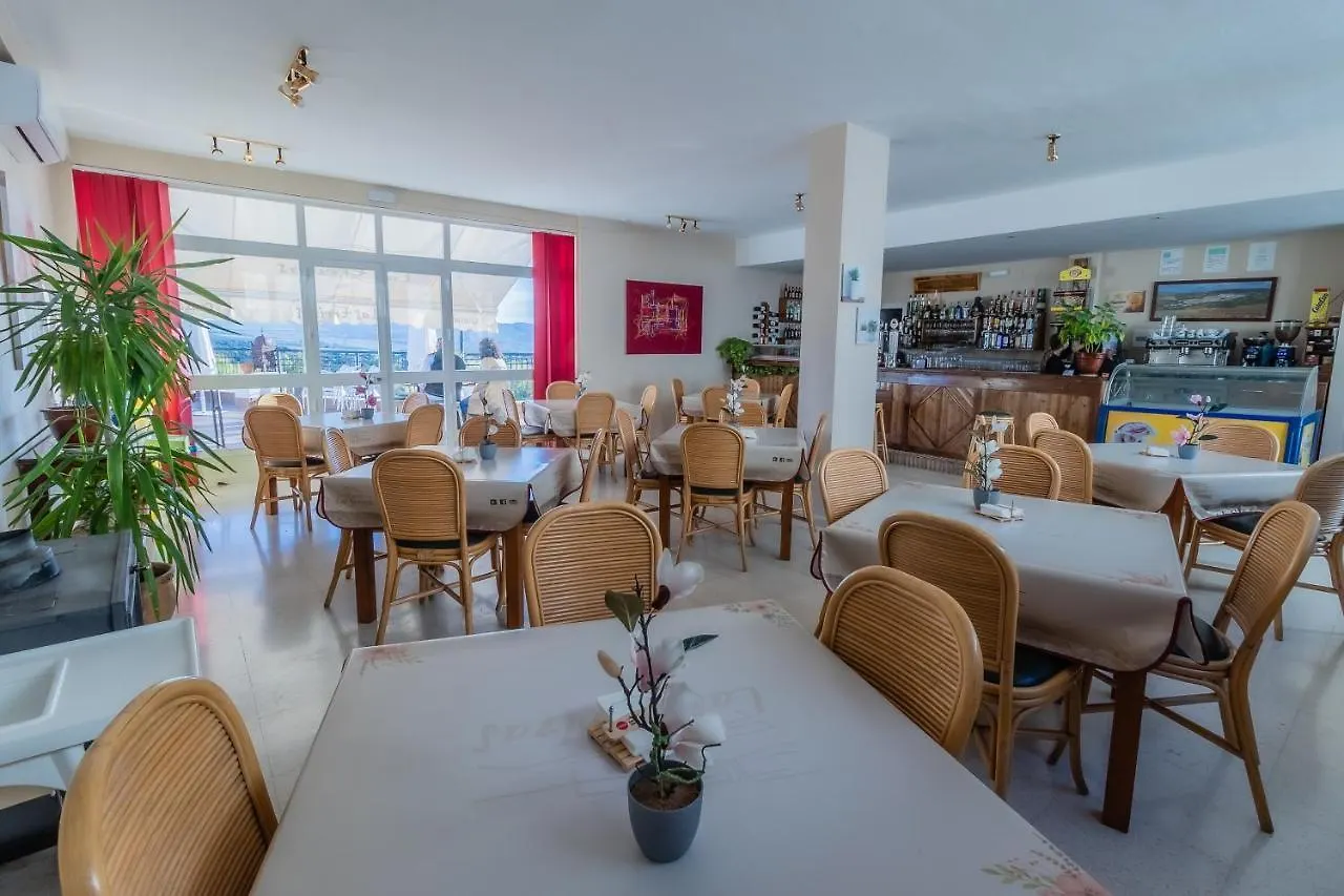 Hotel Las Errizas By Vivere Stays Alcala del Valle